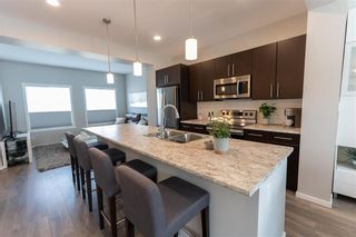 Photo 7: 20 Geneva Lane in Winnipeg: Bonavista Residential for sale (2J)  : MLS®# 202122131