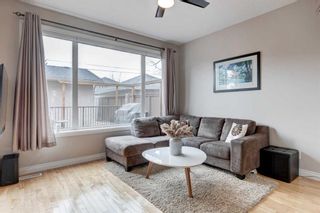 Photo 11: 431 52 Avenue SW in Calgary: Windsor Park Detached for sale : MLS®# A2077382