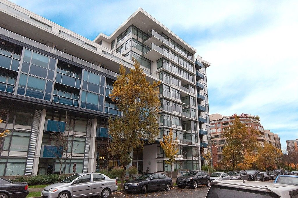 Main Photo: 628 1777 W 7TH Avenue in Vancouver: Fairview VW Condo for sale in "Kits 360" (Vancouver West)  : MLS®# R2026971