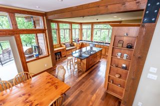 Photo 9: 1011 PANORAMA Place in Squamish: Hospital Hill House for sale in "Smoke Bluffs" : MLS®# R2795750