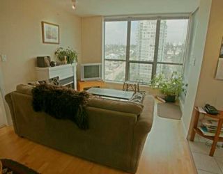 Photo 3: 1704 850 ROYAL AV in New Westminster: Downtown NW Condo for sale in "THE ROYALTON" : MLS®# V599358