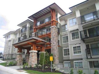 Photo 1: 309 2968 SILVER SPRINGS BOULEVARD in Coquitlam: Westwood Plateau Condo for sale : MLS®# R2237139