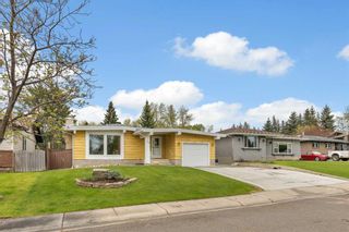 Main Photo: 211 Cantrell Place SW in Calgary: Canyon Meadows Detached for sale : MLS®# A2134206