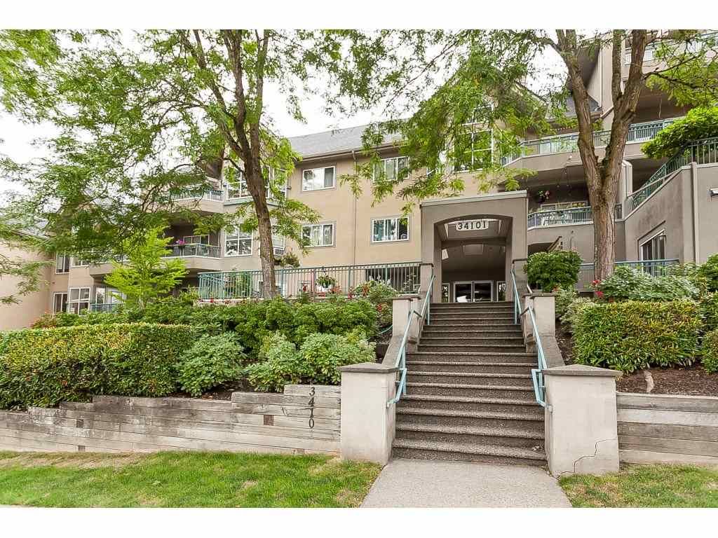 Main Photo: 312 34101 OLD YALE Road in Abbotsford: Central Abbotsford Condo for sale in "Yale Terrace" : MLS®# R2474087