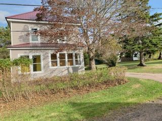 Photo 2: 3 McKay Street in Springhill: 102S-South Of Hwy 104, Parrsboro and area Residential for sale (Northern Region)  : MLS®# 202020929