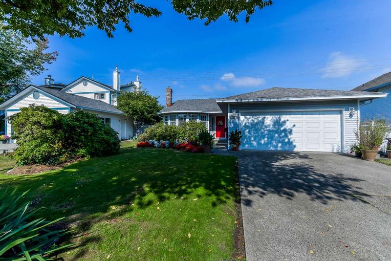 FEATURED LISTING: 15411 95 Avenue Surrey