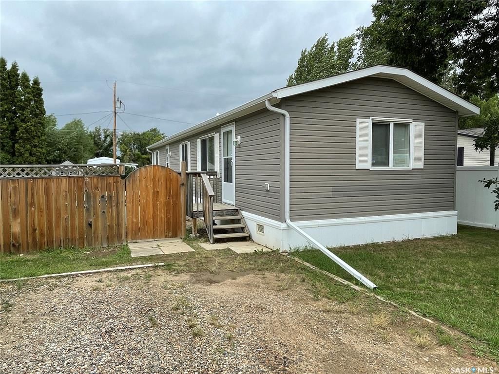 Main Photo: 452 33rd Street in Battleford: Residential for sale : MLS®# SK927435