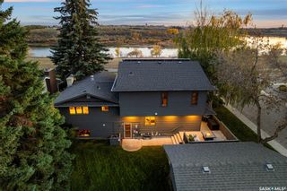 Photo 3: 502 Sturgeon Drive in Saskatoon: River Heights SA Residential for sale : MLS®# SK946638