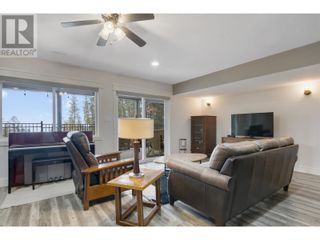 Photo 35: 561 Moody Crescent Okanagan North: Okanagan Shuswap Real Estate Listing: MLS®# 10305600