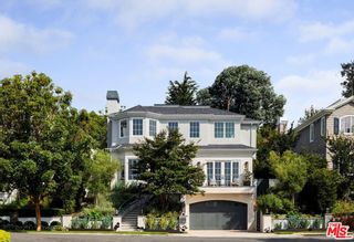 Photo 1: 15233 Bestor Boulevard in Pacific Palisades: Residential for sale (C15 - Pacific Palisades)  : MLS®# 23306179