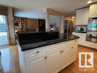 Photo 11: 755 WELLS Wynd in Edmonton: Zone 20 House for sale : MLS®# E4382492