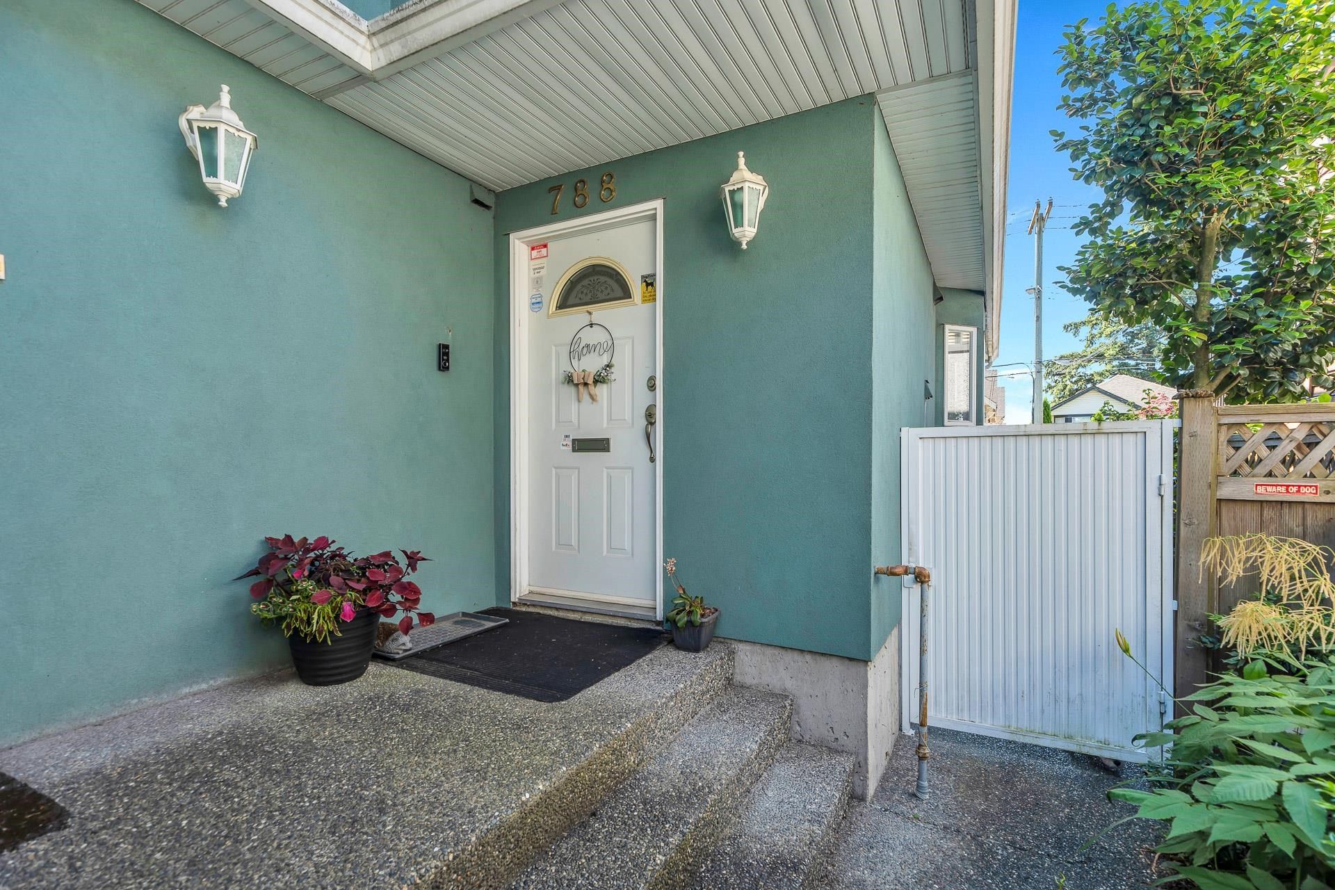 Main Photo: 788 W 68TH Avenue in Vancouver: Marpole 1/2 Duplex for sale (Vancouver West)  : MLS®# R2730565