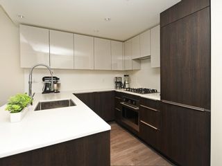 Photo 10: 214 1588 HASTINGS STREET in Vancouver: Hastings Sunrise Condo for sale (Vancouver East)  : MLS®# R2401182
