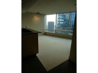 Photo 6: 3306 1077 W CORDOVA Street in Vancouver: Coal Harbour Condo for sale in "SHAW TOWERS" (Vancouver West)  : MLS®# V1107361