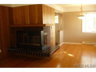 Photo 4: 981 Greenridge Cres in VICTORIA: SE Quadra House for sale (Saanich East)  : MLS®# 551994