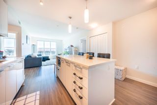 Photo 5: 306 9500 TOMICKI Avenue in Richmond: West Cambie Condo for sale : MLS®# R2785210