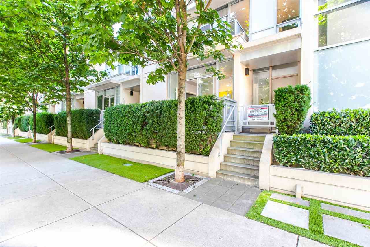 Main Photo: 1003 RICHARDS Street in Vancouver: Downtown VW Townhouse for sale in "MIRO" (Vancouver West)  : MLS®# R2097525