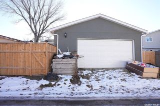 Photo 37: 106 Dunsmore Drive in Regina: Walsh Acres Residential for sale : MLS®# SK952169