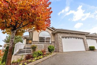 Photo 2: 12 32777 CHILCOTIN Drive in Abbotsford: Central Abbotsford Townhouse for sale in "Cartier Heights" : MLS®# R2735936