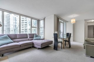Photo 11: 2005 1077 MARINASIDE Crescent in Vancouver: Yaletown Condo for sale (Vancouver West)  : MLS®# R2874335