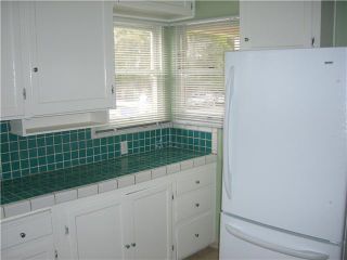 Photo 4: PACIFIC BEACH House for sale : 2 bedrooms : 4276 Lamont