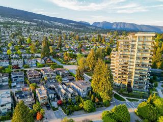 Photo 4: 2303 BELLEVUE Avenue in West Vancouver: Dundarave 1/2 Duplex for sale : MLS®# R2780149