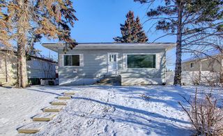 Photo 1: 3020 Morley Trail NW in Calgary: Banff Trail Detached for sale : MLS®# A2014478