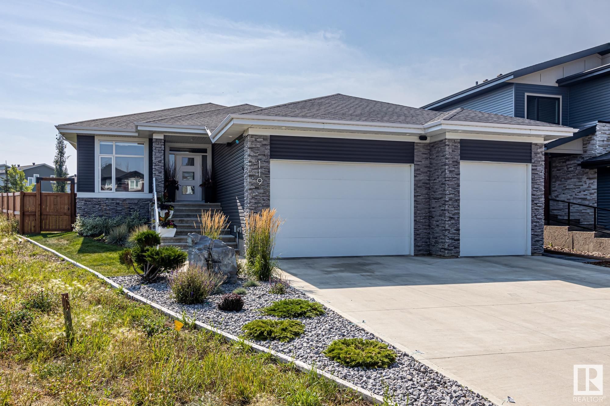 Main Photo: 119 Cresthaven Grove: Ardrossan House for sale : MLS®# E4310759