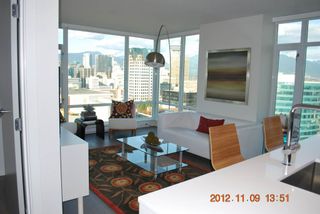 Photo 2: 2510 161 West Georgia Street in Vancouver: Downtown VW Condo for sale (Vancouver West)  : MLS®# v974384