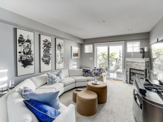 Photo 4: 210 15621 MARINE Drive: White Rock Condo for sale in "PACIFIC POINT" (South Surrey White Rock)  : MLS®# R2623591