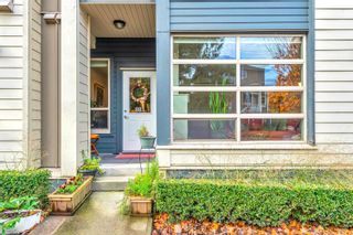 Photo 2: 881 SALSBURY Drive in Vancouver: Hastings Townhouse for sale in "885 Off the Drive" (Vancouver East)  : MLS®# R2740598