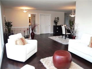 Photo 2: 16 MILLBANK Drive SW in Calgary: Millrise House for sale : MLS®# C4056648