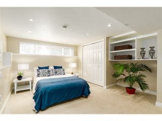 Photo 13: 1052 MONTROYAL BV in North Vancouver: Canyon Heights NV House for sale : MLS®# V1076325