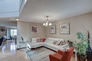 Photo 2: 534 Kincora Drive NW in Calgary: Kincora Detached for sale : MLS®# A1223042