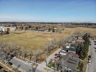 Photo 32: 564 Midridge Drive SE in Calgary: Midnapore Detached for sale : MLS®# A1203879