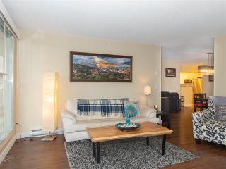 Photo 10: 604 1185 QUAYSIDE Drive in New Westminster: Quay Condo for sale : MLS®# R2410988