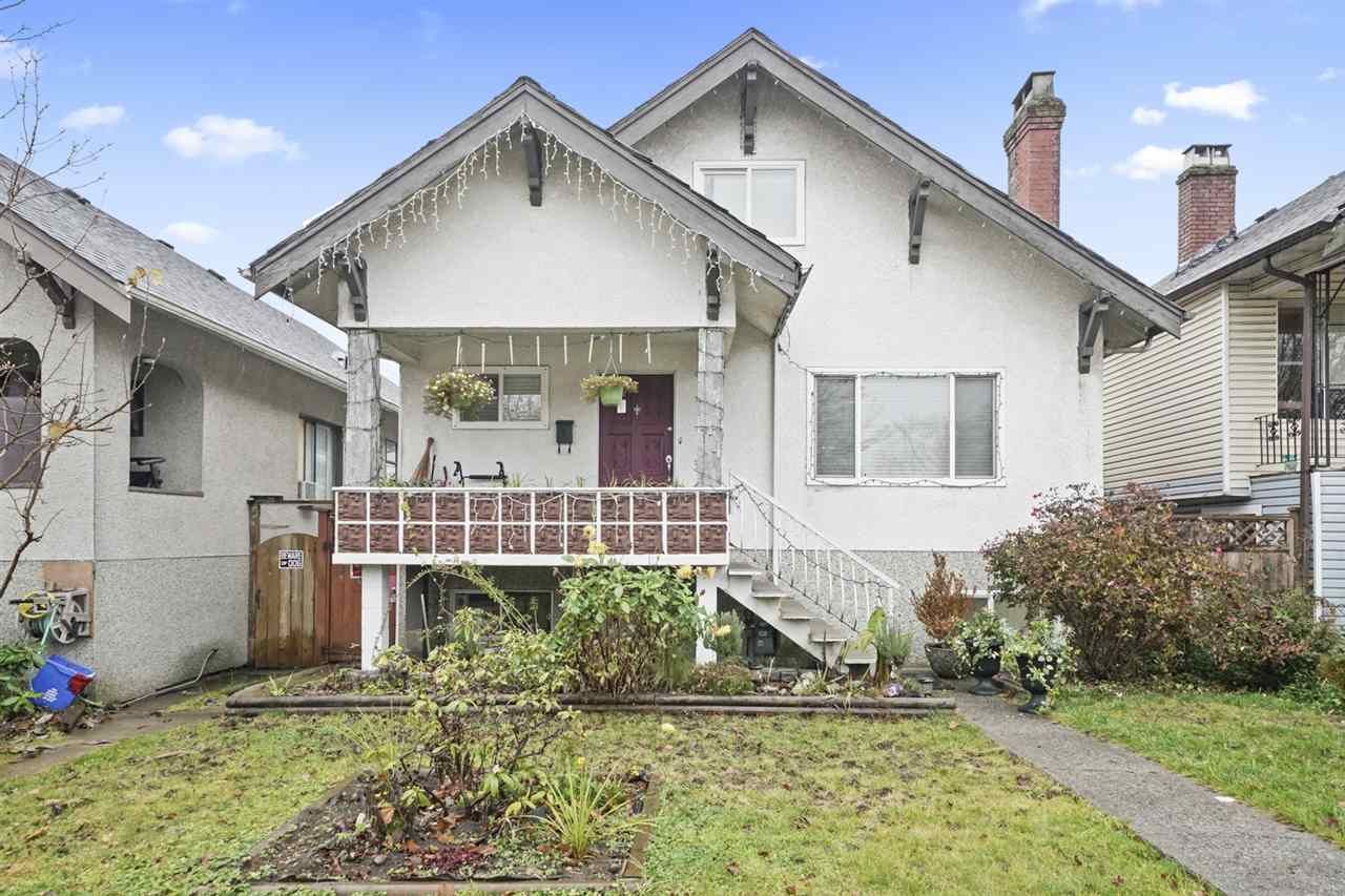 Main Photo: 2547 MCGILL Street in Vancouver: Hastings Sunrise House for sale (Vancouver East)  : MLS®# R2463064