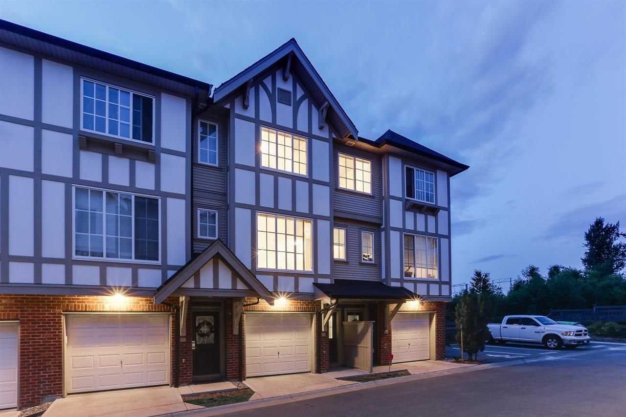 Main Photo: 27 30989 WESTRIDGE PLACE in : Abbotsford West Townhouse for sale : MLS®# R2389117