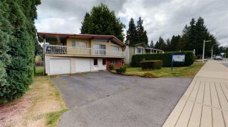 Photo 4: 4982 203 Street in Langley: Langley City House for sale : MLS®# R2495872
