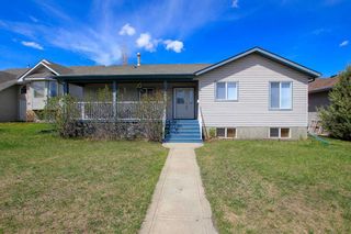 Main Photo: 68 Lancaster Drive: Red Deer Detached for sale : MLS®# A2132982