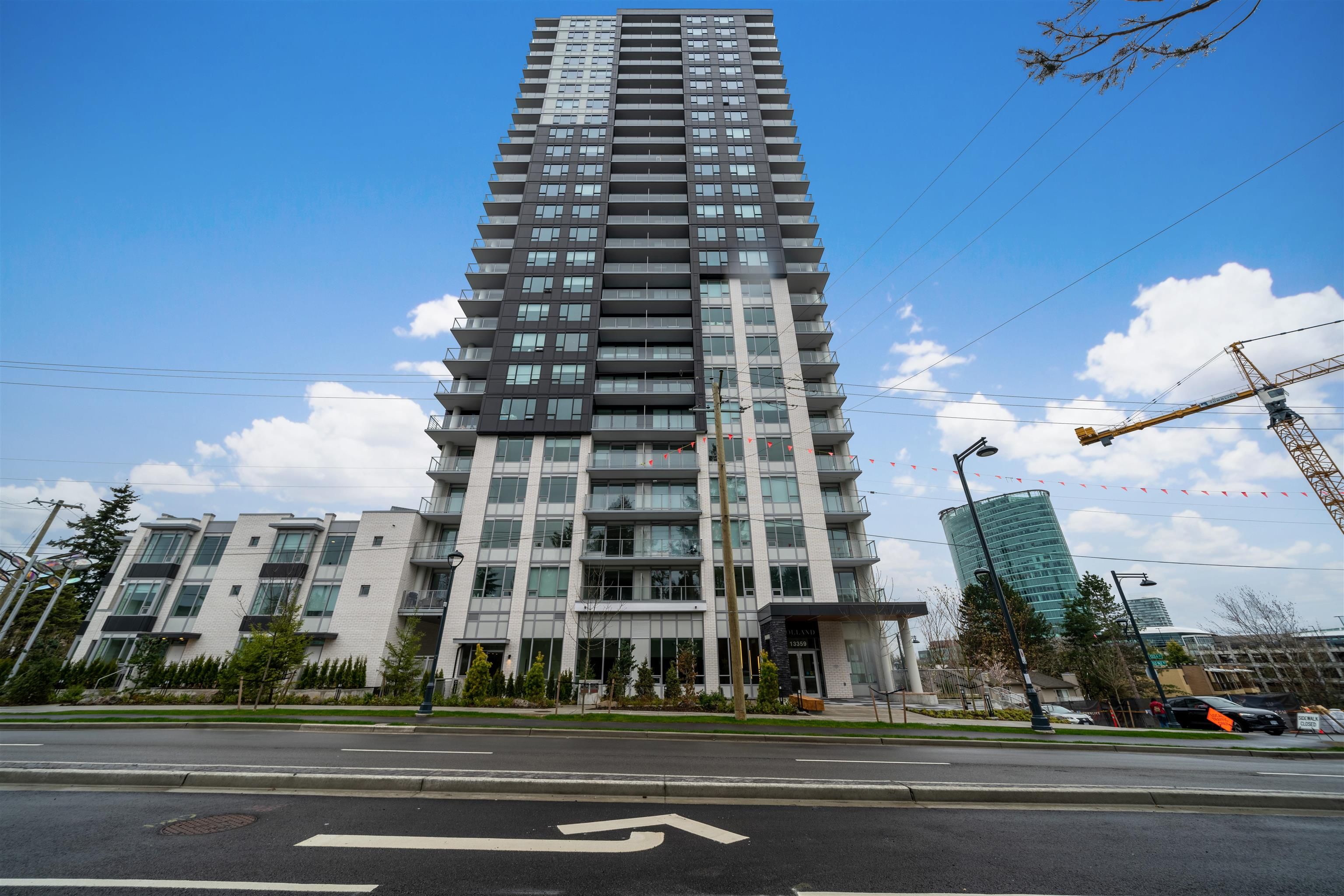 Main Photo: 2508 13359 OLD YALE Road in Surrey: Whalley Condo for sale in "the  Holland" (North Surrey)  : MLS®# R2771960