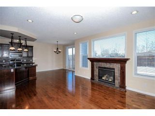 Photo 13: 172 ASPEN HILLS Close SW in Calgary: Aspen Woods House for sale : MLS®# C4102961