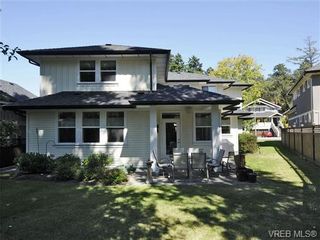 Photo 20: 3874 SOUTH VALLEY Dr in VICTORIA: SW Strawberry Vale House for sale (Saanich West)  : MLS®# 678940