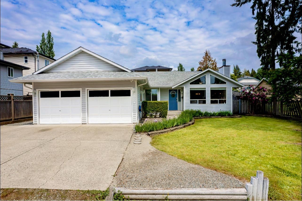 Main Photo: 24907 SMITH Avenue in Maple Ridge: Websters Corners House for sale : MLS®# R2781474