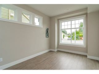 Photo 3: 2718 MCMILLAN Road in Abbotsford: Abbotsford East House for sale : MLS®# R2152217