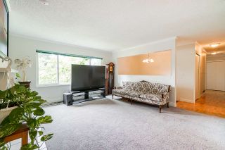 Photo 3: 15420 96A Avenue in Surrey: Guildford House for sale (North Surrey)  : MLS®# R2388526