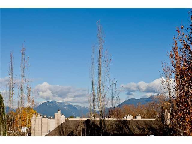Main Photo: 305 3970 LINWOOD Street in Burnaby: Burnaby Hospital Condo for sale in "CASCADE VILLAGE" (Burnaby South)  : MLS®# V952194