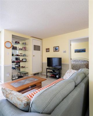 Photo 14: 702 188 Roslyn Road in Winnipeg: Osborne Village Condominium for sale (1B)  : MLS®# 202211039