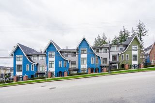 Photo 1: 28 2888 156 Street in Surrey: Grandview Surrey Townhouse for sale (South Surrey White Rock)  : MLS®# R2666673