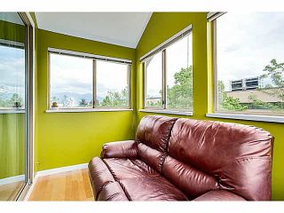 Photo 7: 403 1099 E BROADWAY in Vancouver: Mount Pleasant VE Condo for sale in "1099 BROADWAY" (Vancouver East)  : MLS®# V1065407